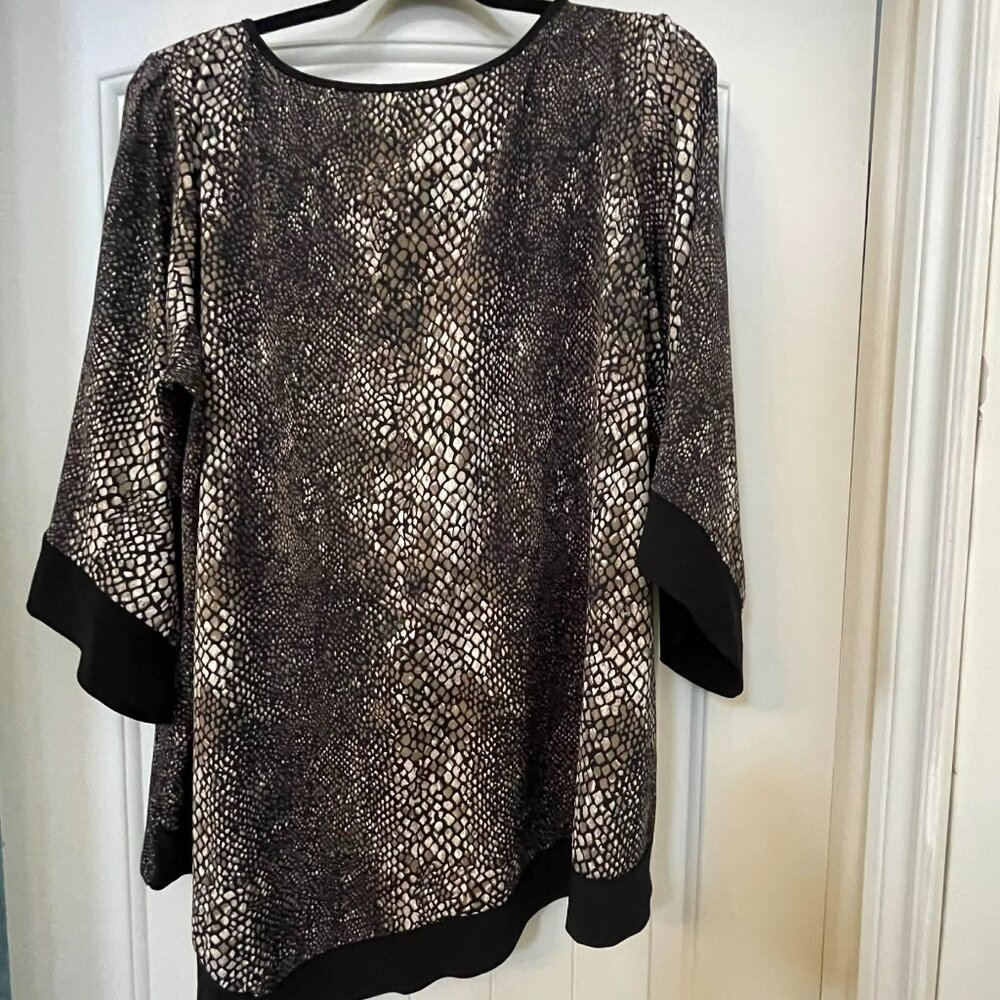 HAMILTON assymetrical W. tunic, animal print, Size 3X black and tan. CANADA MADE